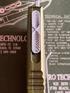 Microtech Mini Troodon Hellhound used