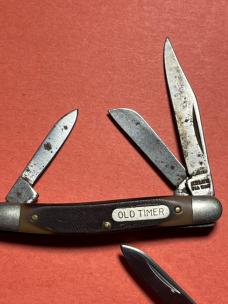 2 Old Timer and a Boker