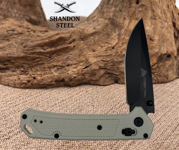 Ozark Trail Glacier 7.5 Inch Folding Knife White w/ Shaft Lock Drop Point (117) Ozark Trail Glacier 7.5 Inch Folding Knife White w/ Shaft Lock Drop Point (117)