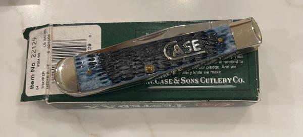 Case 2008 Mediterranean Blue BN Trapper like new in original box Case 2008 Mediterranean Blue BN Trapper like new in original box