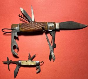 2 Japan Hobo knives