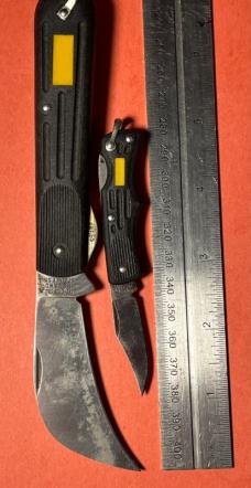 2 Imperial Ireland Knives