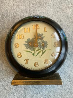 WOW!!  Clock Collectors!  U.S. TIME CORP, PAT. PEND.,  5" Mechanical Alarm Clock