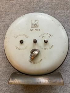 WOW!!  Clock Collectors!  U.S. TIME CORP, PAT. PEND.,  5" Mechanical Alarm Clock