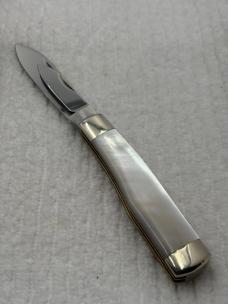Taylor Cutlery Kingsport TN 1979 Vintage 2 Blade MOP Gunstock Pocket Knife 