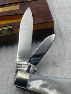 Taylor Cutlery Kingsport TN 1979 Vintage 2 Blade MOP Gunstock Pocket Knife 