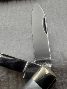 Taylor Cutlery Kingsport TN 1979 Vintage 2 Blade MOP Gunstock Pocket Knife 