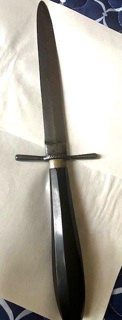 LONG DIRK IRON GUARD DIAGONAL EBONY