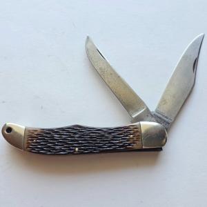Vintage Schrade-Walden NY USA 225H Folding Hunter - Jigged Delrin - Carbon Steel Patina
