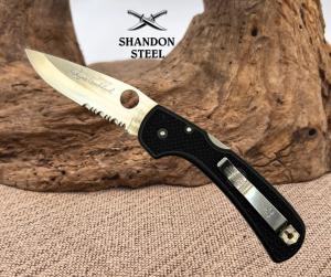 Spyderco Lightweight Wayne Goddard Folding Knife ATS 55 Lockback Pocket Knife 32