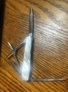 SCHRADE WALDEN N.Y.PEARL LOBSTER