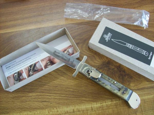 Hubertus The Guardian Knife Solingen, Germany Very Rare Big Horn Edition Swing Guard UNUSED W/Box