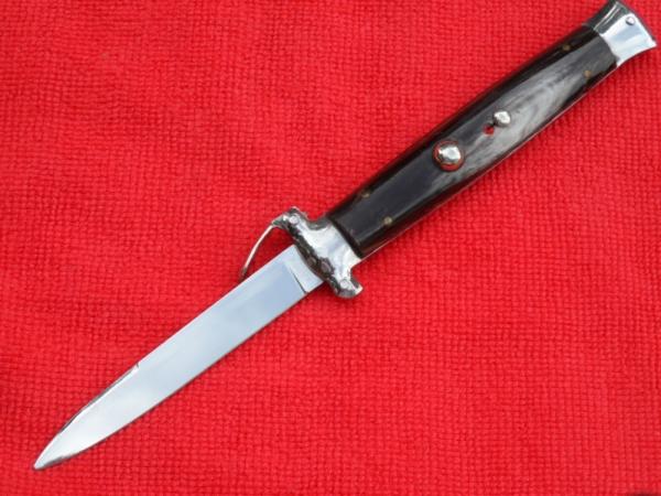 Vintage Italian Trap door OTF Automatic switchblade Brazilian horn *First Model* II Vintage Italian Trap door OTF Automatic switchblade Brazilian horn *First Model* II