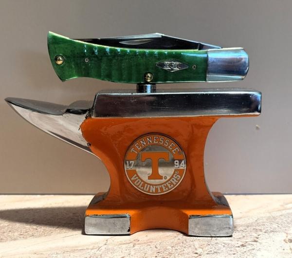 CASEXX BRIGHT GREEN BONE GATOR JIG AXE HANDLE 2026 NEW IN BOX CASEXX BRIGHT GREEN BONE GATOR JIG AXE HANDLE 2026 NEW IN BOX