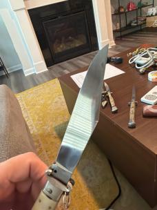 Vintage Olivetto Stamped Deer Foot Switchblade 12 3/4”