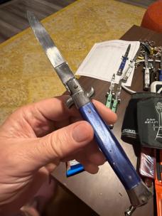 B Rostfrei Blue Pearlex Stiletto