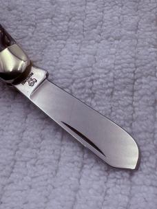 Hen & Rooster Bertram Cutlery Mustang 313-GRC/M 3 Blade Stockman (100)
