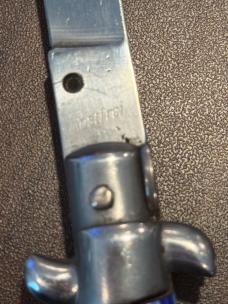 Rostfre 8 stamped vintage acrylic stiletto