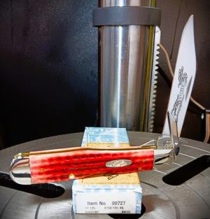 2003 Case XX Cheetah 6111 12L Pocket Worn Old Red Bone Stainless Steel