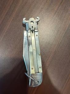 Vintage Virginia Shell Puller in Horn
