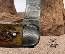 VINTAGE HIGH CARBON STEEL USA JIGGED BONE SCOUT CAMP POCKET KNIFE KNIVES (66)