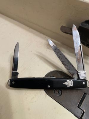 Keen Kutter 3 blade slick black file small edc
