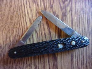 2-78 Schrade cutlery co stagged celluloid scales 