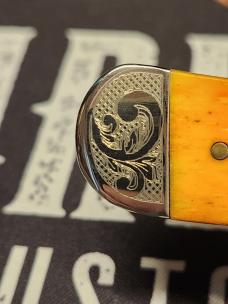 Case 2007 Calendar Series Orange (Persimmon?) Bone Trapper