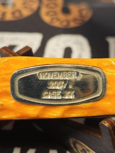 Case 2007 Calendar Series Orange (Persimmon?) Bone Trapper