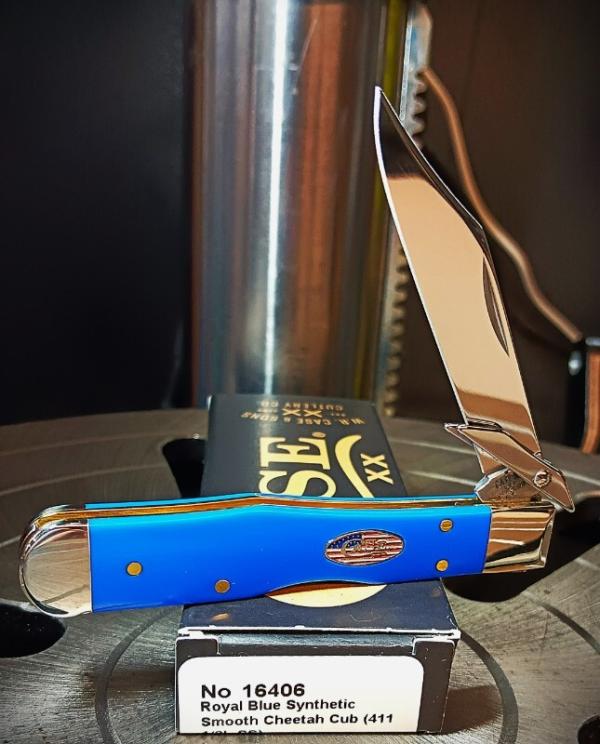 2026 Case XX Cheetah Cub 311 1/2L Royal Blue Synthetic Smooth - Stainless Blade