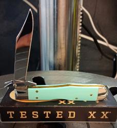 2026 Case XX Cheetah Cub 1011 1/2L Seafoam Green G-10 Smooth - Stainless Blade