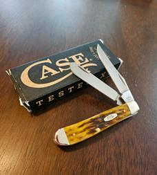 2025 Case XX Honeycomb Bone Heritage Jig mini-trapper