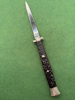 11 Jigged Bone Derby Bolster