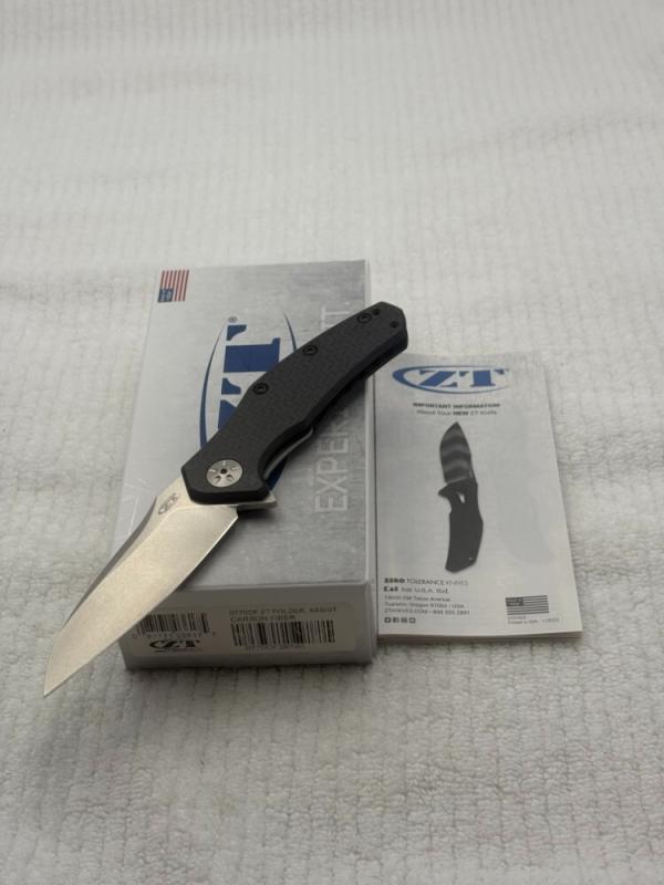Zero Tolerance ZT0770 CF Folder New In Box Discontinued Zero Tolerance ZT0770 CF Folder New In Box Discontinued
