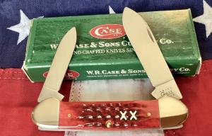 Case xx 2000 Canoe Mdl 62131 SS w Brilliant Old Red Bone Handles  xx Shield NOS in Orig box