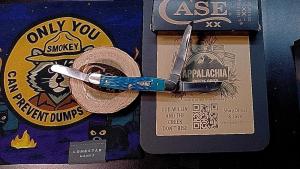 Case XX Medium Stockman - Sky Blue Crandall Jigged Bone