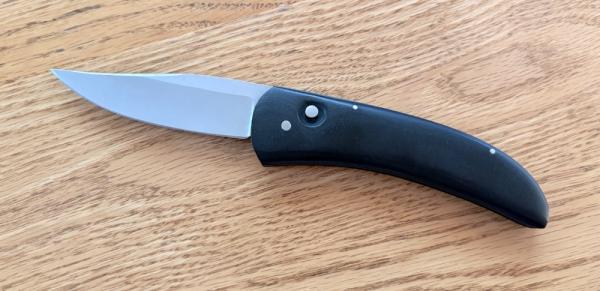 James Huckeba (Huck) Switchblade Knife, Unused James Huckeba (Huck) Switchblade Knife, Unused
