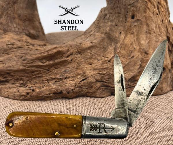 Russell USA Barlow Pocket Knife Smooth Brown Bone Handles Vintage 2 Blade (163) Russell USA Barlow Pocket Knife Smooth Brown Bone Handles Vintage 2 Blade (163)