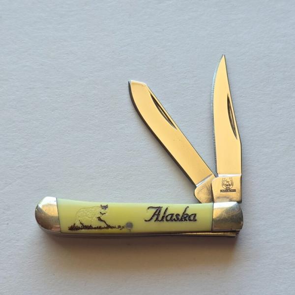 Rough Rider Tiny Trapper Pocket Knife Alaska Bear Scrimshaw Yellow Synthetic 440 Rough Rider Tiny Trapper Pocket Knife Alaska Bear Scrimshaw Yellow Synthetic 440