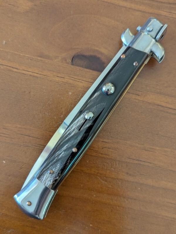 OLDER FRANK BELTRAME 28CM/11inch BAYONET BLADE SUPER SELECT BUFFALO HORN STILETTO AUTOMATIC OLDER FRANK BELTRAME 28CM/11inch BAYONET BLADE SUPER SELECT BUFFALO HORN STILETTO AUTOMATIC