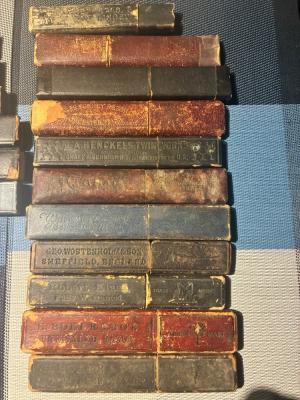 17 vintage razor boxes Several Union Cutlery
