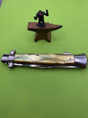 Vintage 15 Manual Italian Stiletto