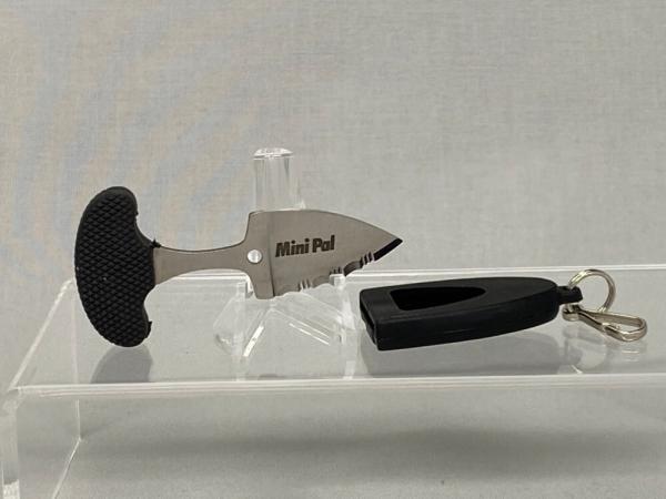 COLD STEEL Japan Mini Pal Push Dagger w/ Sheath COLD STEEL Japan Mini Pal Push Dagger w/ Sheath