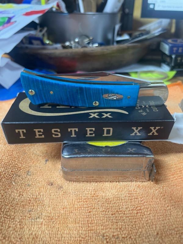 Case XX Axe Handle Caribbean Blue Case XX Axe Handle Caribbean Blue