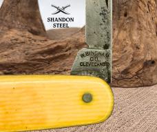 W Bingham Co Cleveland Ohio Vintage Two Blade Yellow Pen Pocket Knife (158)