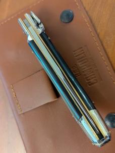 NIB AGA CAMPOLIN DIANA LEVERLOCK AUTO IN SMOKY BLACK BRAZILIAN HORN WITH BOX AND BROWN SHEATH 