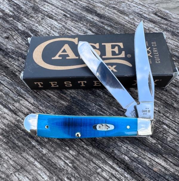 Case Caribbean Blue Mini Trapper Case Caribbean Blue Mini Trapper