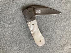 Vintage BRAD DUNCAN, Full-Dress Whiplash Pattern, Mother-of-Pearl Handle, Damascus Custom Knife