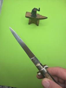 9” C Jul Herbertz Early Transitional Stiletto