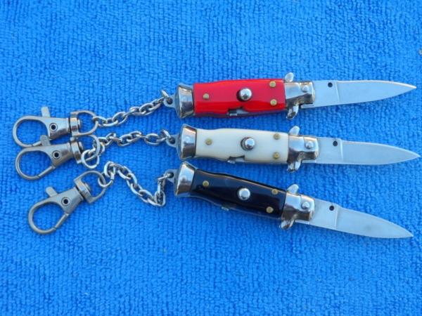 New 3-3/4" Wasp Body Stiletto keychain Switchblade Knives set of 3 red white & black III New 3-3/4" Wasp Body Stiletto keychain Switchblade Knives set of 3 red white & black III